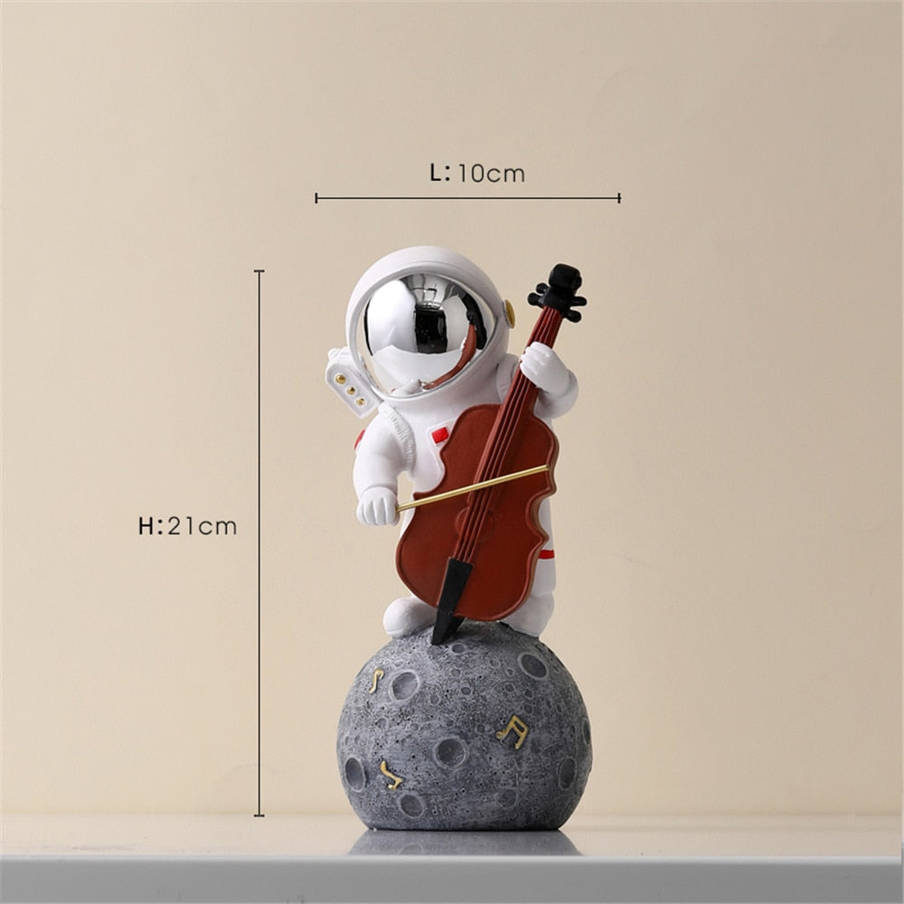 Resin Astronaut Statue Home Decor Figurines Sculpture Room Decoration Creative Miniature Figurines Home Decoration Accessories