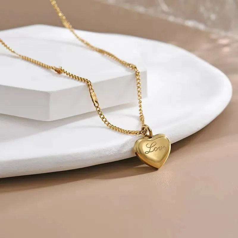 New Couple Cavicle Chain Love Necklaces Geometric Hear